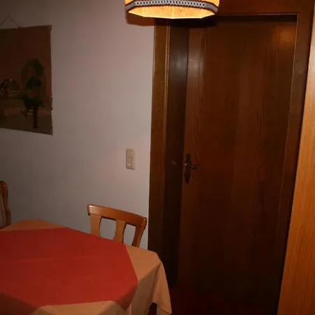 Haus Oberland Couette-café