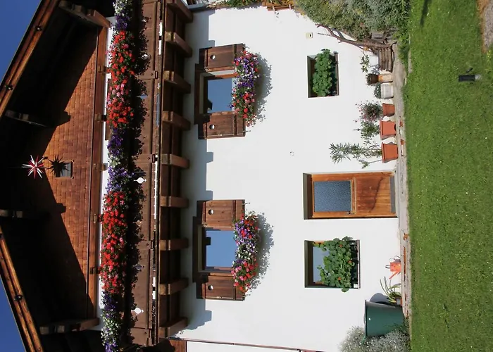 فندق مبيت وإفطار Haus Oberland