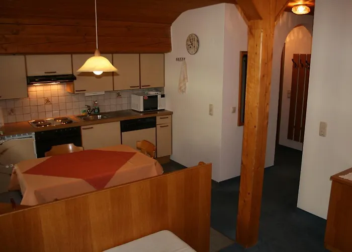 فندق مبيت وإفطار Haus Oberland