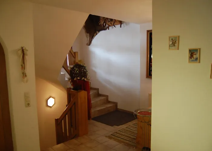 فندق مبيت وإفطار Haus Oberland 3*