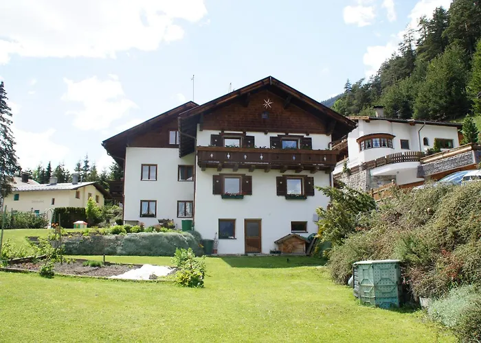 فندق مبيت وإفطار Haus Oberland سانكت أنتون ام ارلبرغ