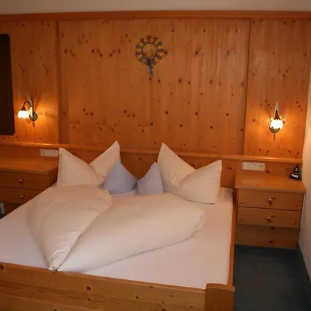 Haus Oberland 3*