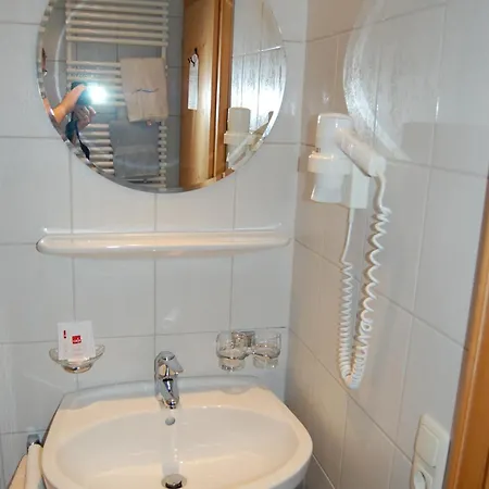 Bed & Breakfast Haus Oberland 3*