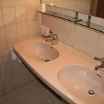 Bed and breakfast Haus Oberland 3*