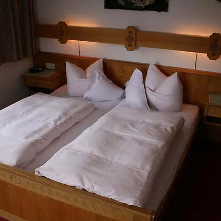 B&B Haus Oberland 장크트안톤암아를베르크